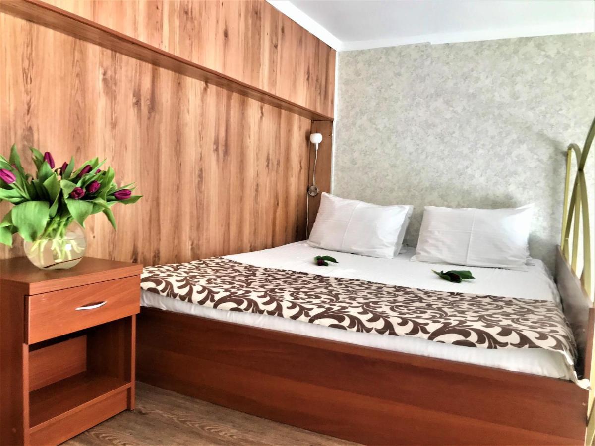 Мини-Отель Лучезарный Gagra Exteriör bild